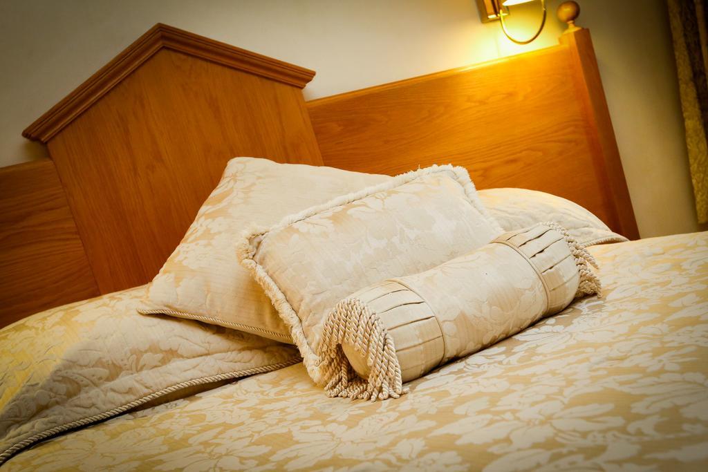 Fairways Lodge & Leisure Club 프레스트위치 외부 사진